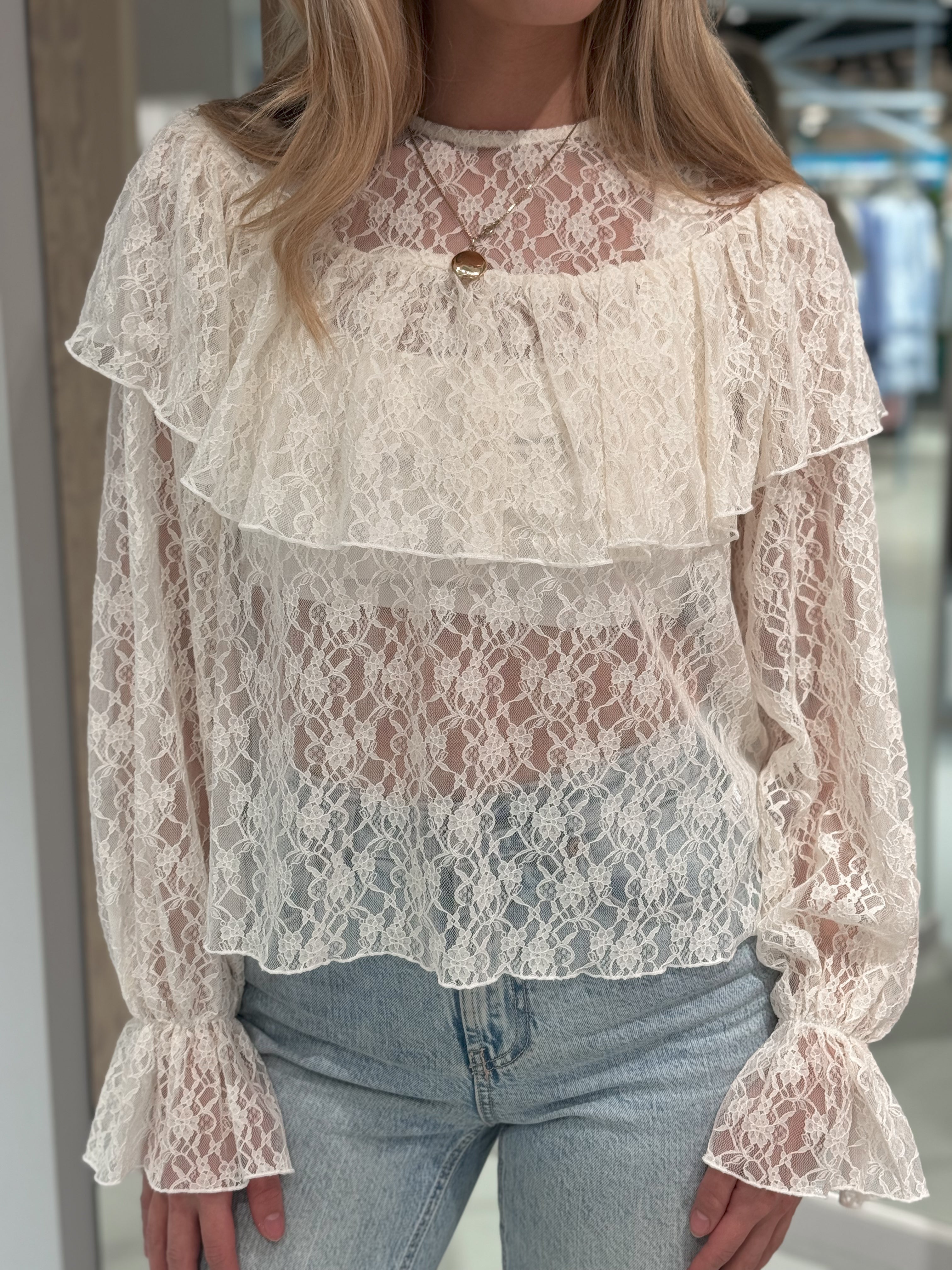 VMLOULOU Top - Cloud Dancer
